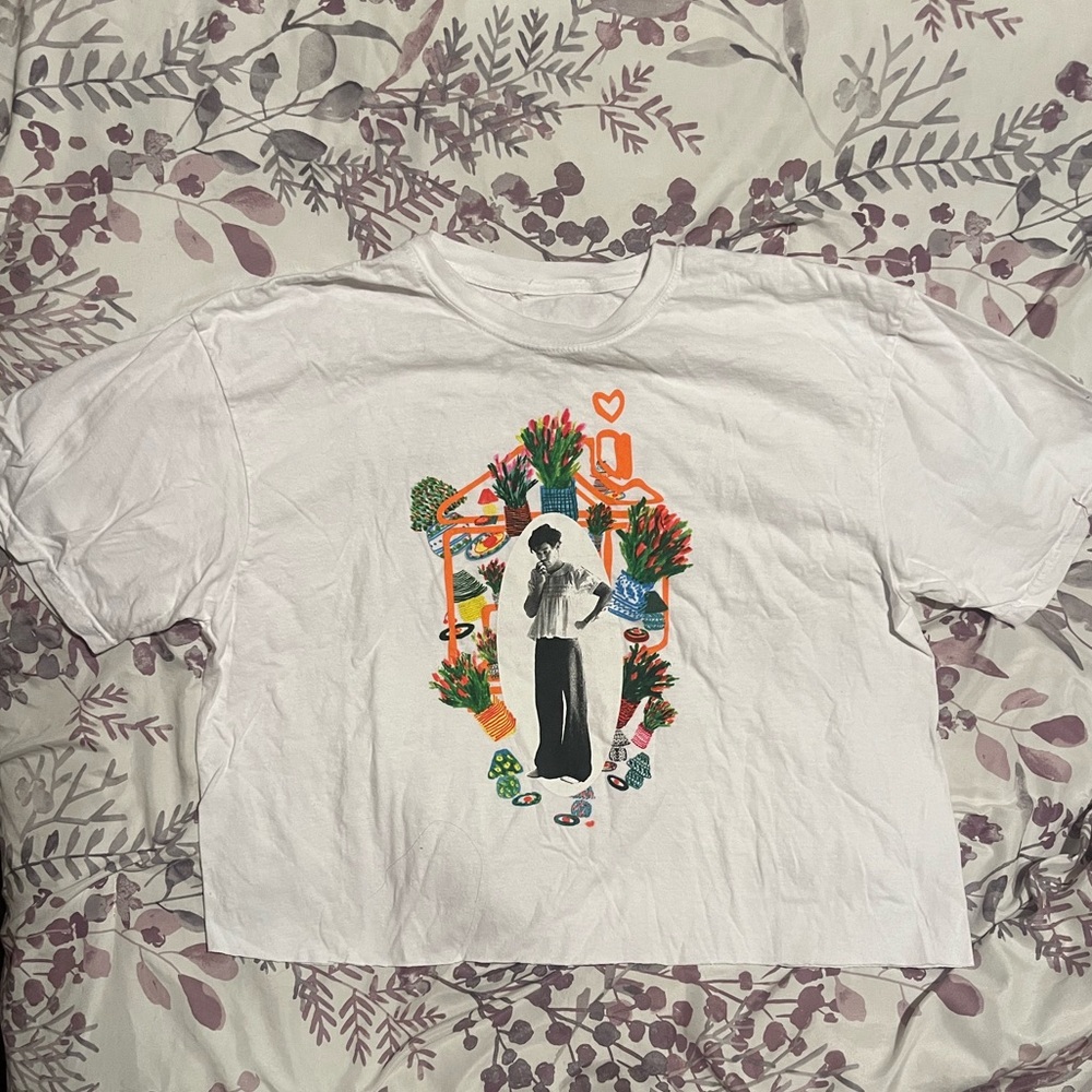 Cropped tee